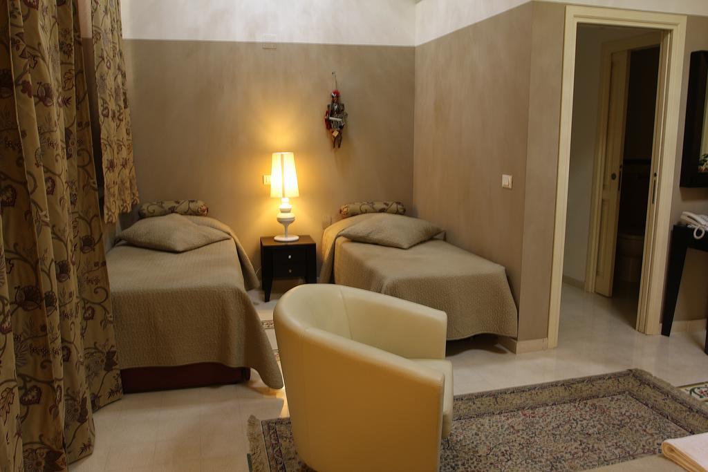 Abatellis Luxury Hotel Palermo Phòng bức ảnh